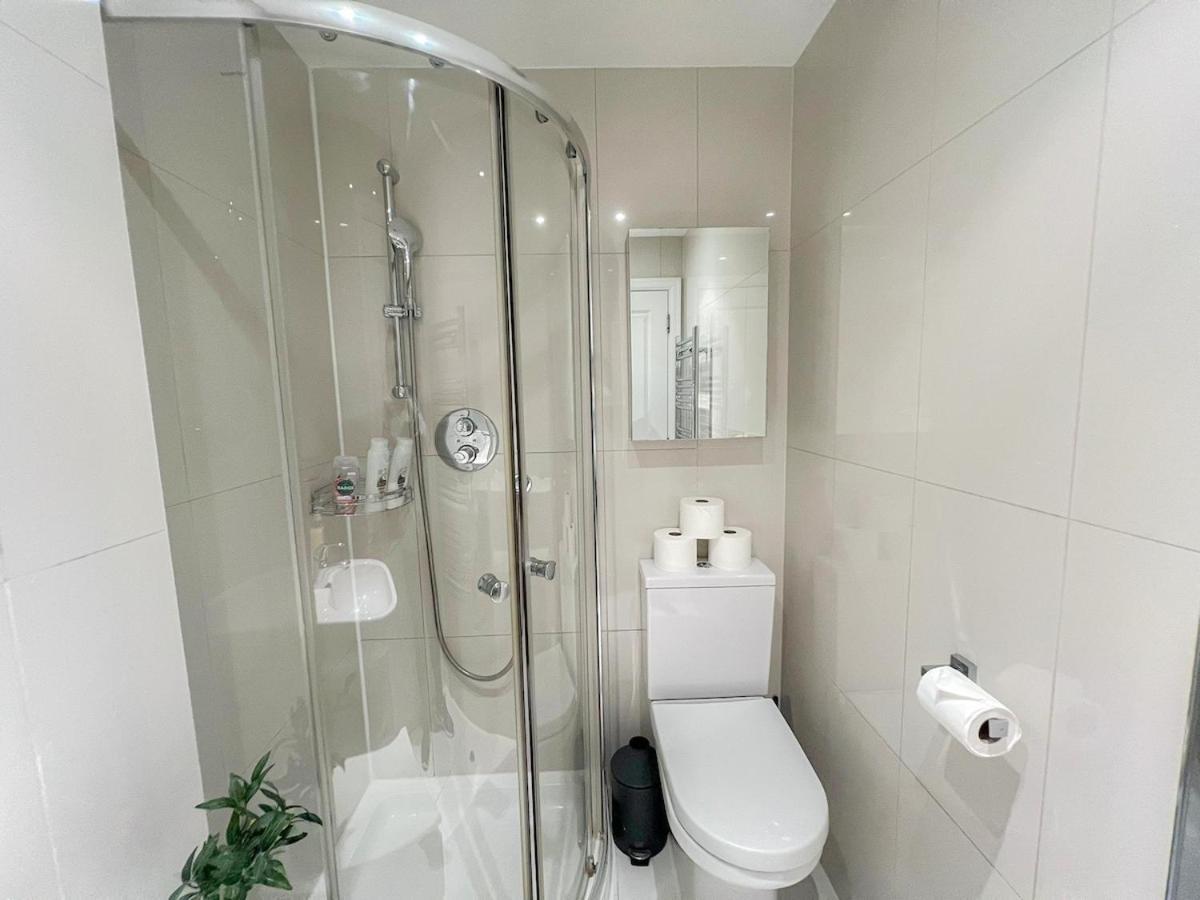 3 Bedroom Apartment With Private Terrace In Pimlico, Westminster, Victoria Londres Exterior foto