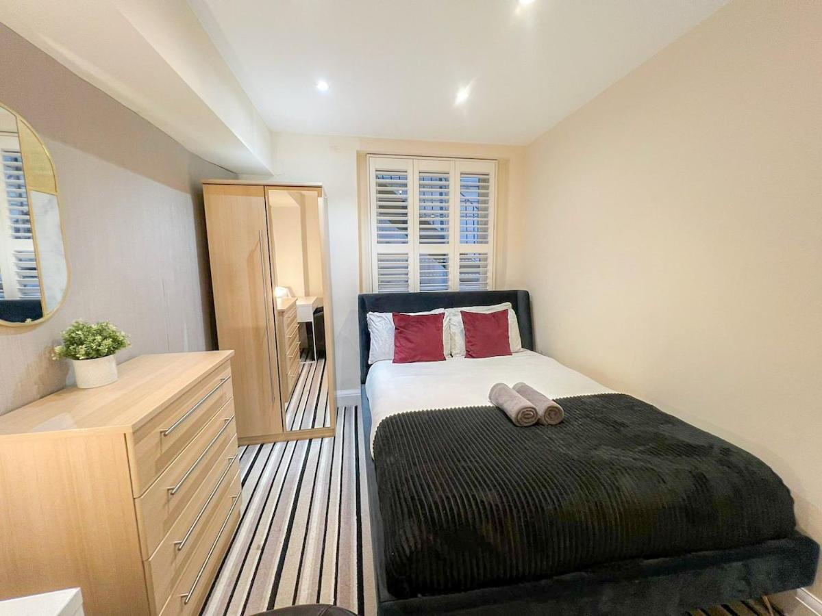 3 Bedroom Apartment With Private Terrace In Pimlico, Westminster, Victoria Londres Exterior foto
